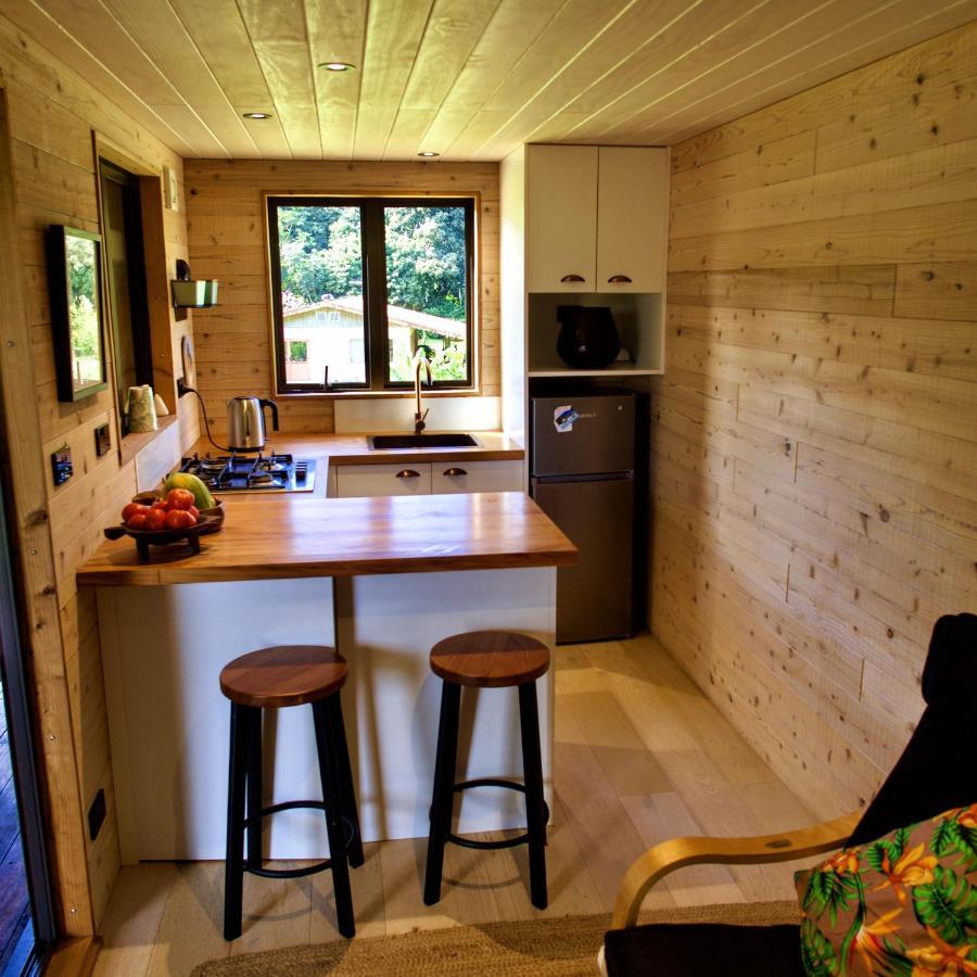 'Are Pepe One Bedroom Container Style Unit Rarotonga Extérieur photo