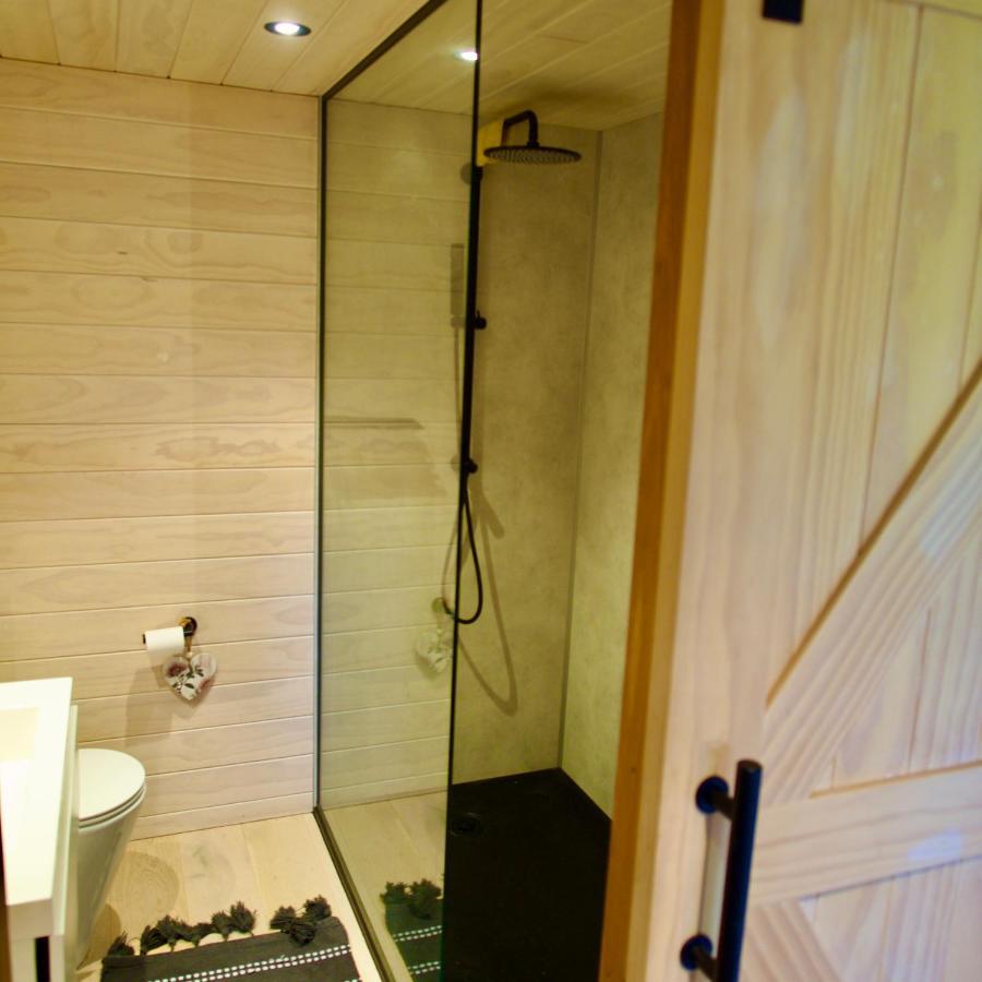 'Are Pepe One Bedroom Container Style Unit Rarotonga Extérieur photo